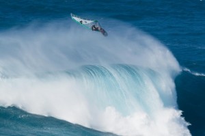 Going for the back loop at Jaws