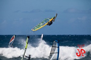 I throw a back loop in a crowded Hookipa.