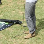 Rigging up! (photo: GC, maui surf report)