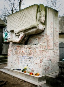 An era that is no more. Is Wilde finally dead now the this tomb is cleaned of kisses and protected from contact?