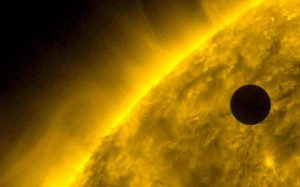 Venus shows her form as the beauty mark of the sun.