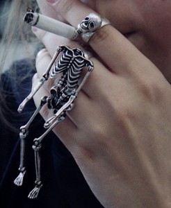 Death becomes her.