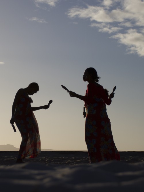 Sunset Dancing - pic by Ruben Lemmens